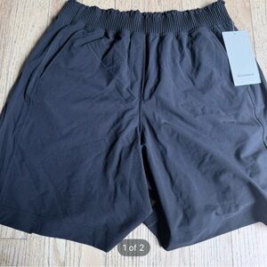 Lululemon Stretch Woven Ruffle Waist High Rise Short NWT - 9” size L